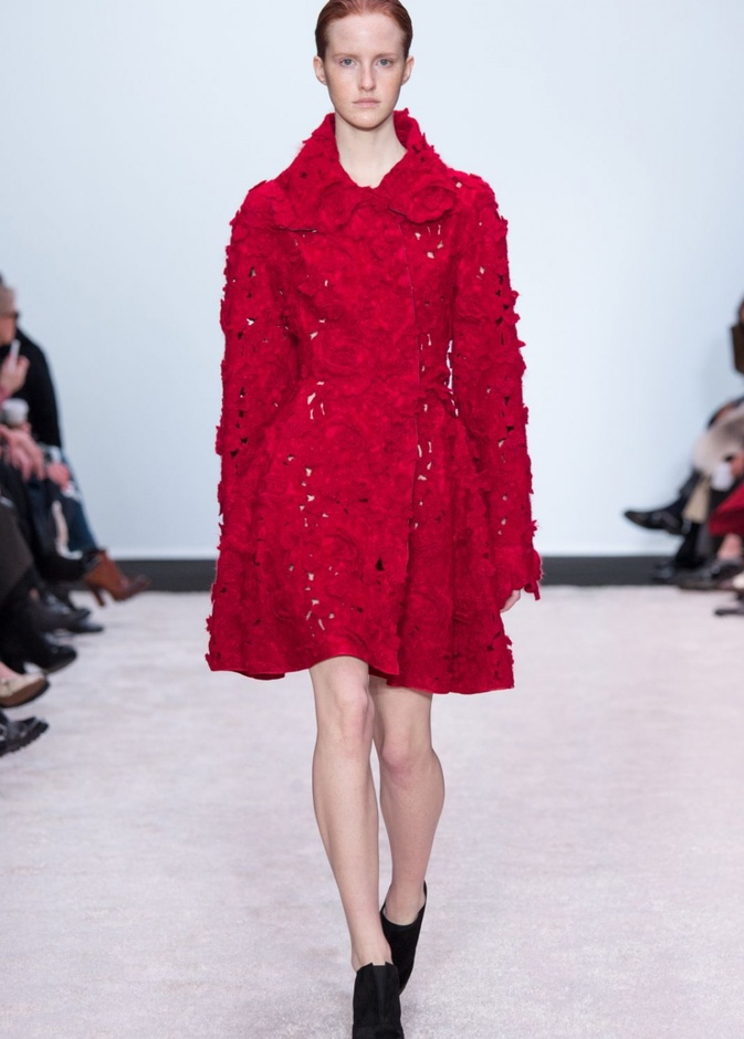 الشتاء يتحول الى ربيع في مجموعة Giambattista Valli