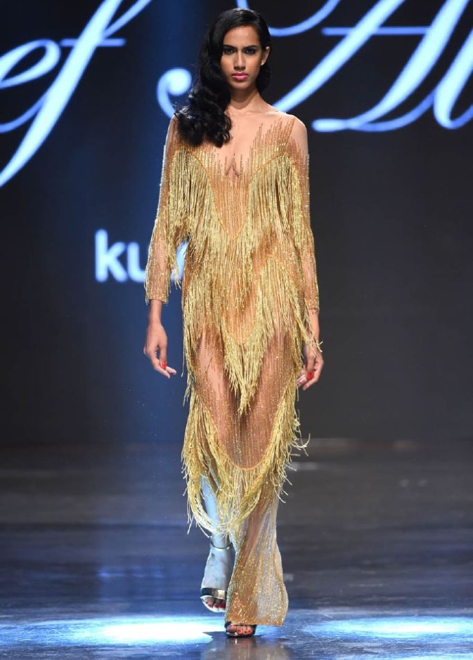 مجموعة يوسف الجسمي؛ رونق العشرينيات البرّاق!