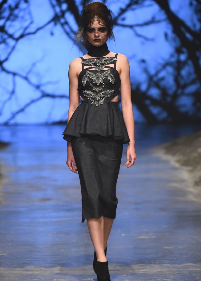 ظلام وقوة ظغت على مجموعة Amato by Furne One