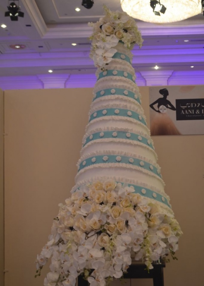 "هي" في جولة خاصة بمعرض "أعراسنا 2015"