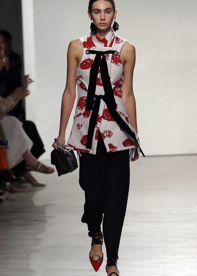 مجموعة Proenza Schouler لربيع و صيف 2016