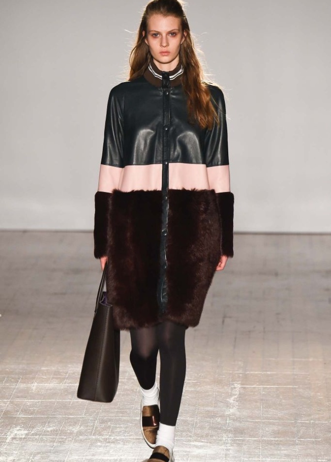 Mother of Pearl تختصر أبرز صحيات الموضة لشتاء 2015