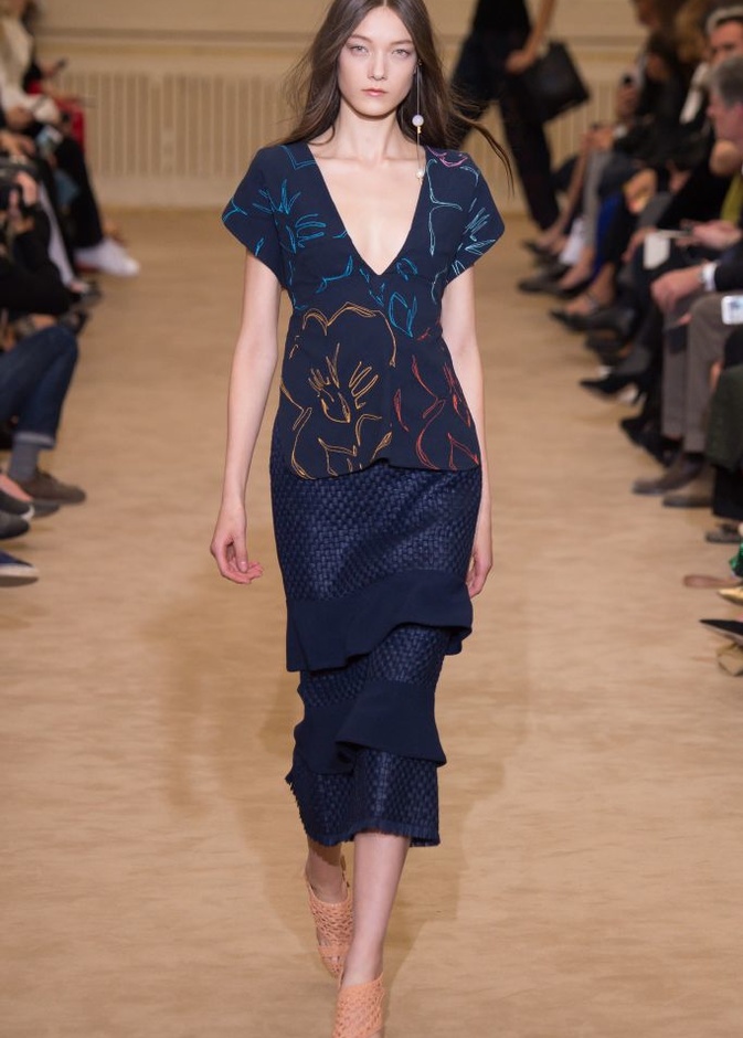 مجموعة Roland Mouret لربيع و صيف 2016