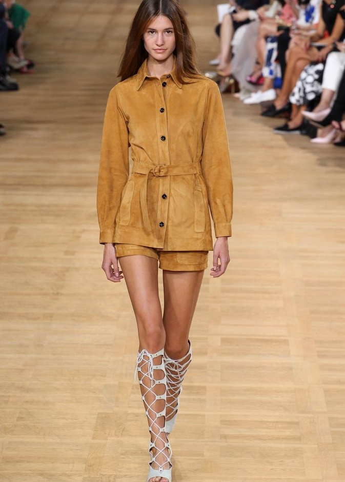 Chloé : مجموعة رومنسية تأسر القلوب