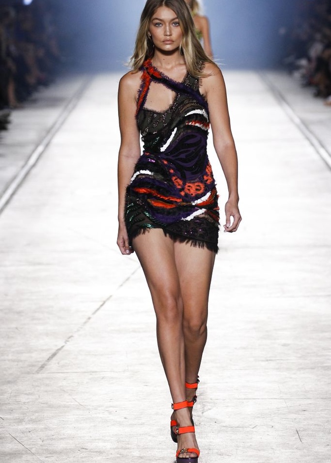 مجموعة Versace لربيع و صيف 2016