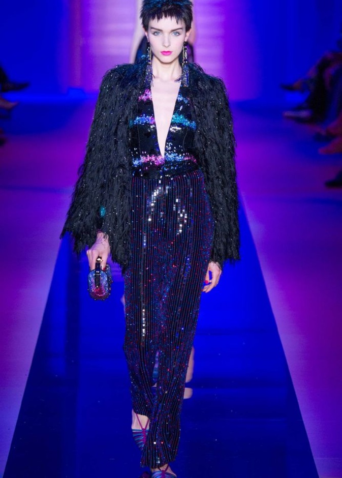 Armani Privé: شتاء صاخب و لامع !