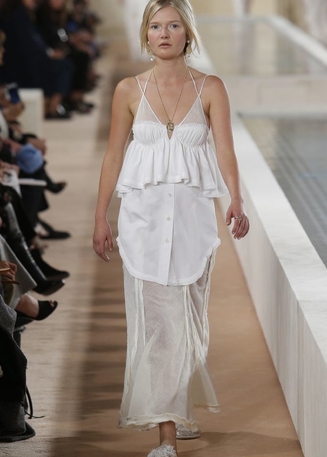 مجموعة Balenciaga لربيع و صيف 2016
