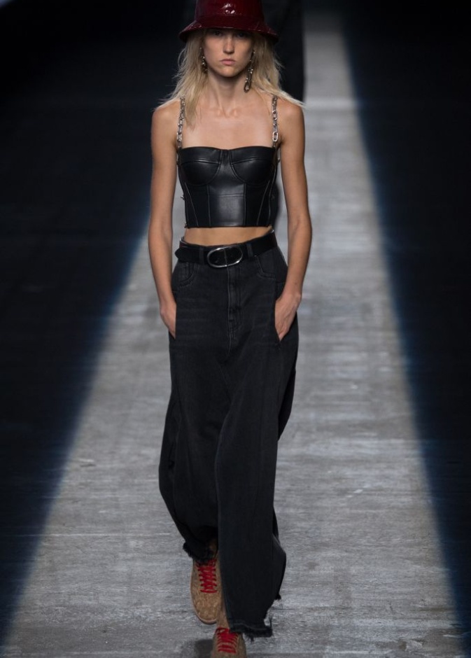 مجموعة متفردة لـAlexander Wang في جو مليء بالنجوم