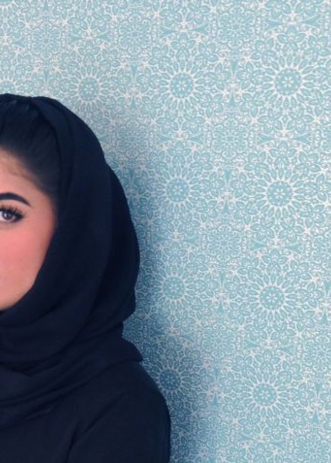 صاحبة دار Bleach الإماراتية بدرية فيصل لـ"هي": أنصح المرأة العربية أن تكون أكثر انفتاحاً على التصاميم العصريّة