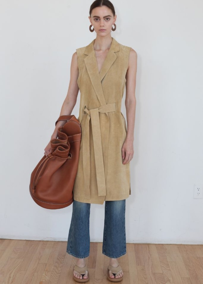 مجموعة باهتة وغير ملفتة من Simon Miller!