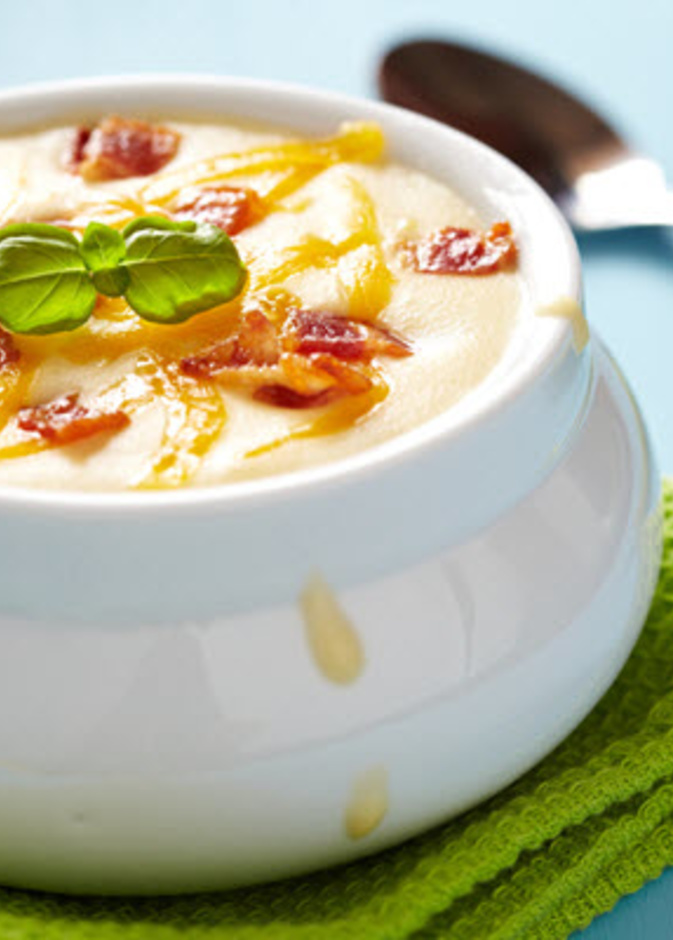 ما رأيك بالجبن فوق طبق الشوربة هذا؟ شهي جداً