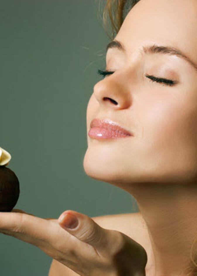 الشوكولاته عشق النساء الأول