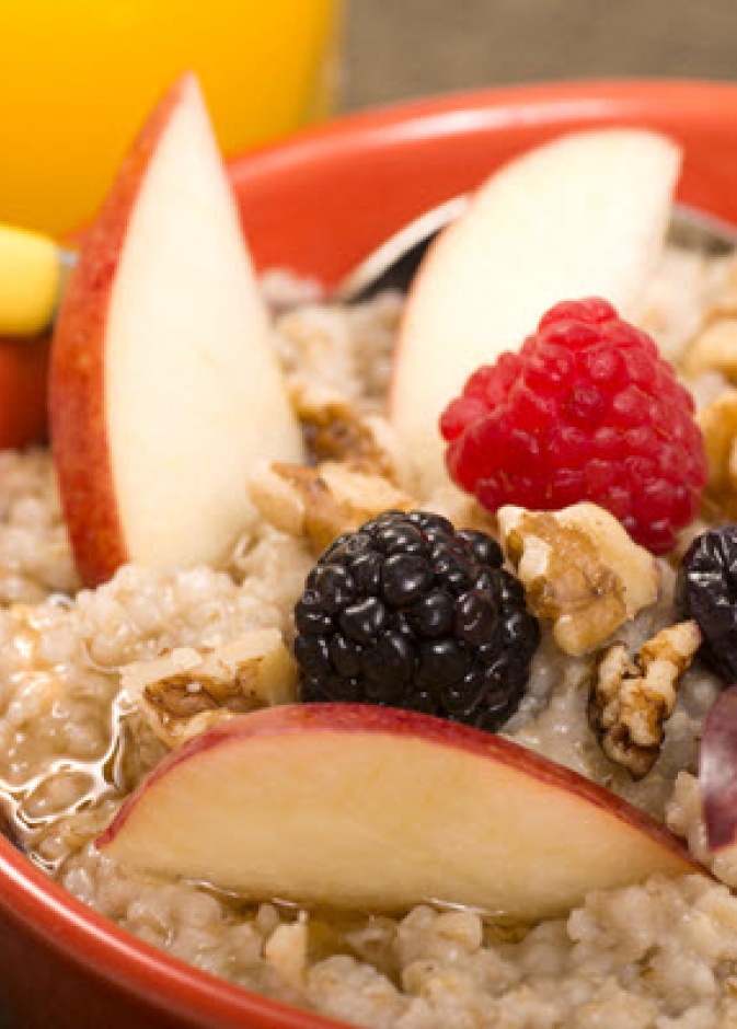 تناول وجبة الفطور صباحاً يساعد كثيراً في خسارة الوزن