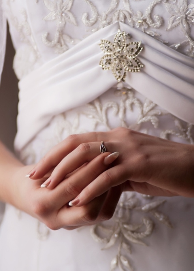 إسوارة العروس... أناقة إستثنائية 