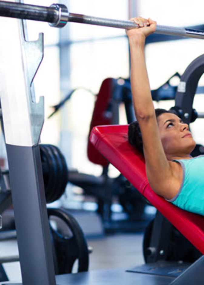 الأفضل تجنَب الرياضات القوية كرفع الأثقال خلال المرض