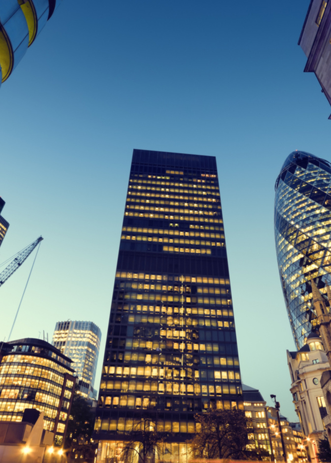 العيد في لندن.. نزهة وتسوق