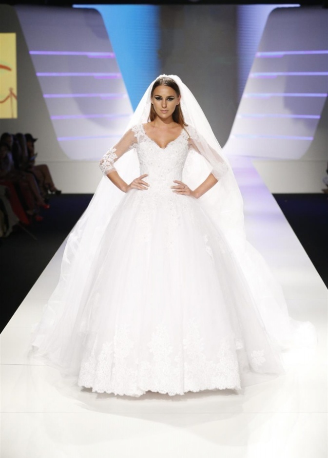 4 فساتين مميزة لزفافك بتوقيع سهاد عاقوري