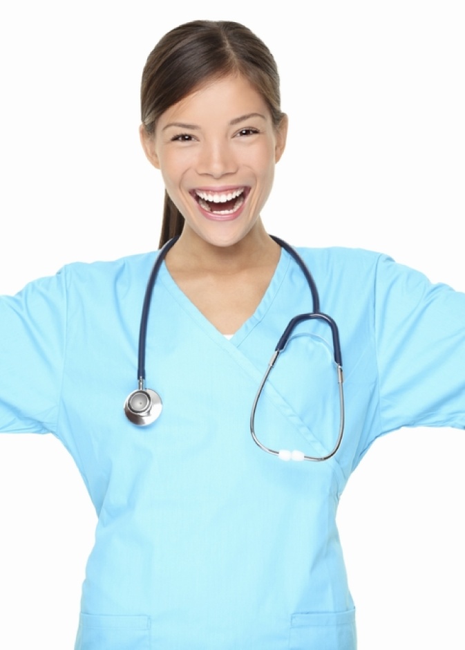 بالفيديو: ممرضة تعيد طفلاً للحياة بطريقة مؤثرة