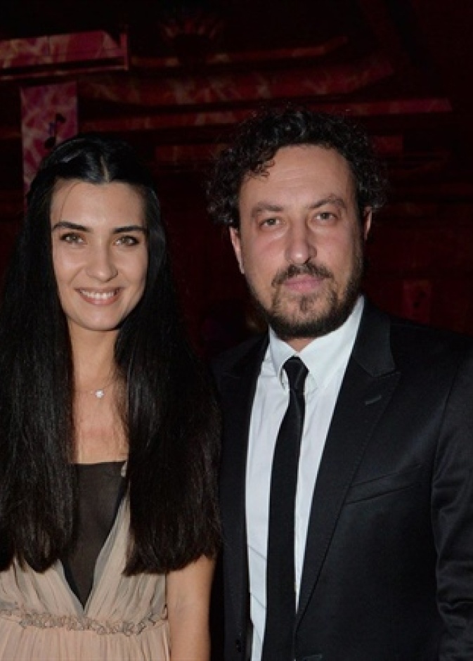 توبا بويوكستون وزوجها