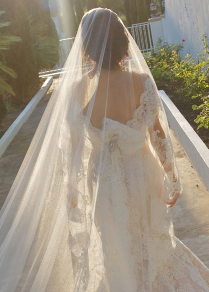  كشف الطرحة لرؤية وجه العروس