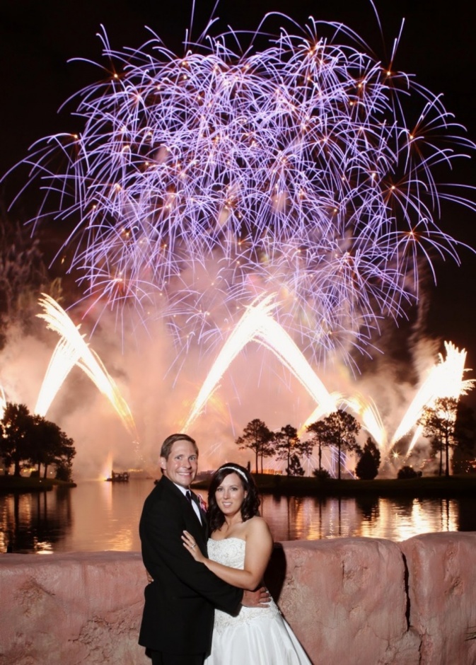 الألعاب النارية في حفلات الزفاف... فرح وبهجة 