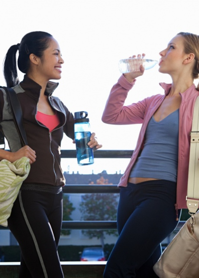 أجدد الحقائب الرياضية الأنيقة والعملية لتجارب رياضية مميزة