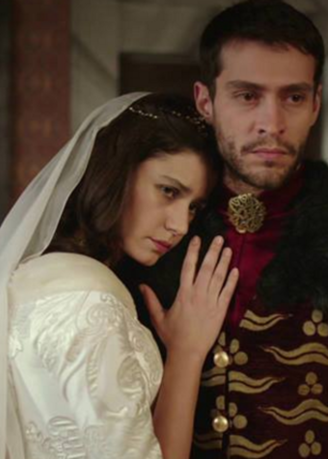 مشهد من مسلسل  السلطانة كوسيم