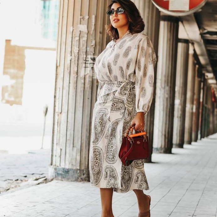 دانة الطويرش بإطلالة راقية وأنيقة