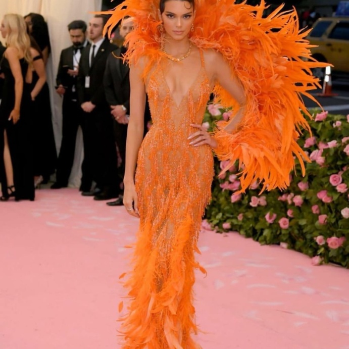 إطلالات كيندال جينر