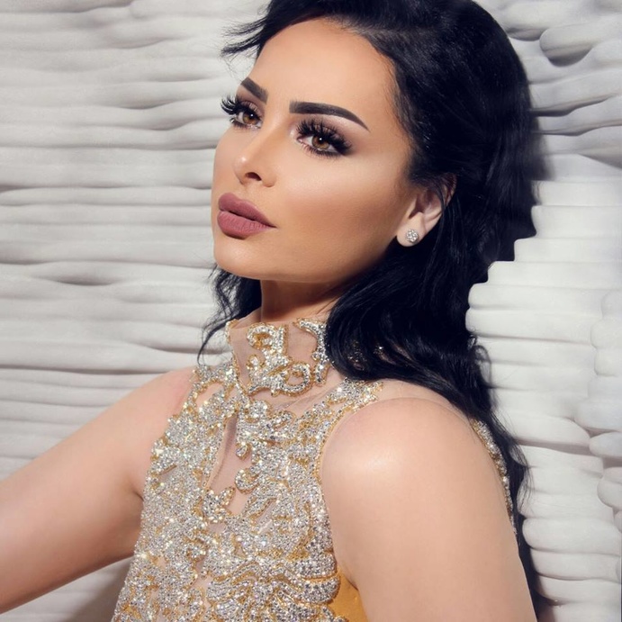 ديانا كرزون 2