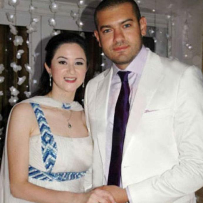 عمرو يوسف خطوبة