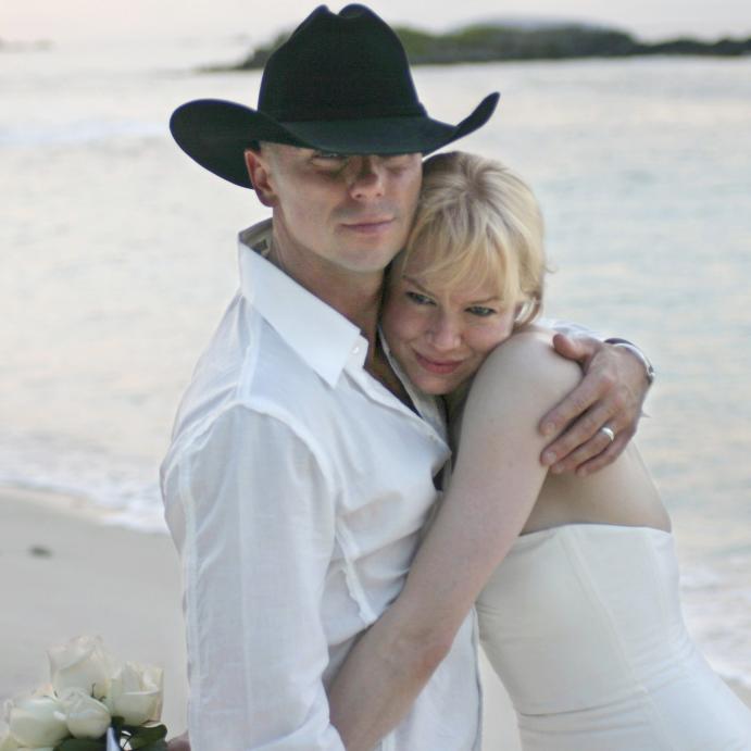 رينيه زيلويغر (Renee Zellweger) وكيني تشنسي (Kenny Chesney)