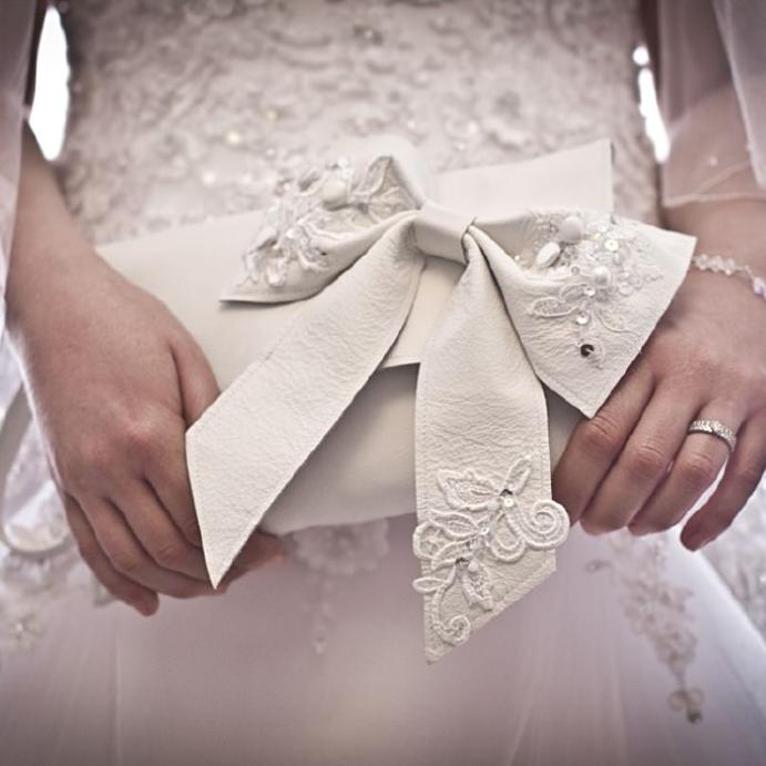 7 مستحضرات يجب أن تحملها كل عروس في حقيبة مكياجها