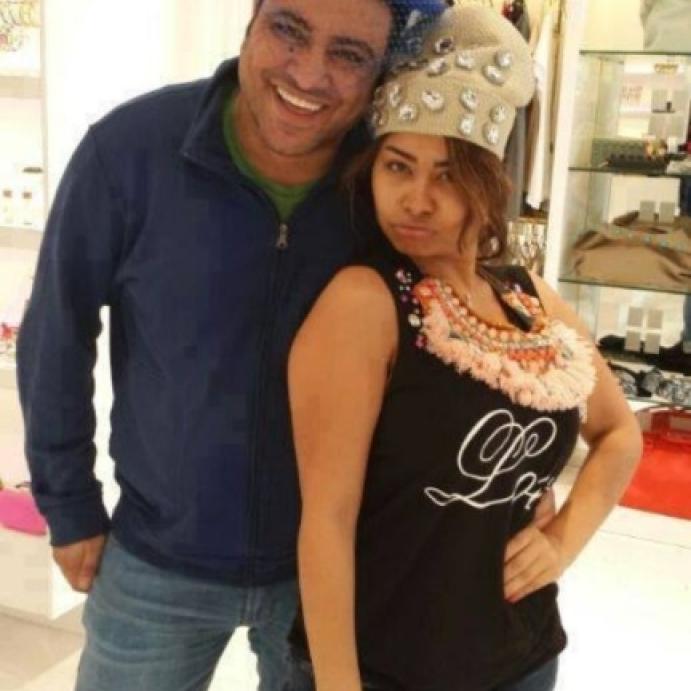شيرين عبد الوهاب وشقيقها محمد