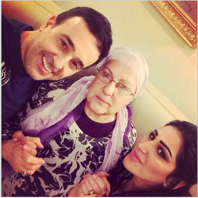 صابر الرباعي مع عائلته