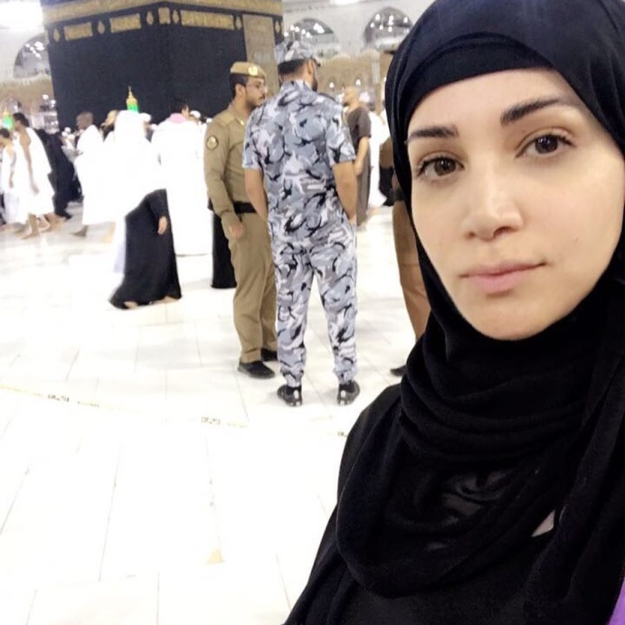 النجمات في العمرة