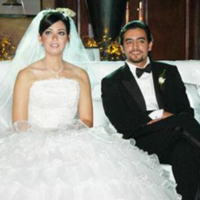 هاني سلامة وزوجته من حفل الزفاف 