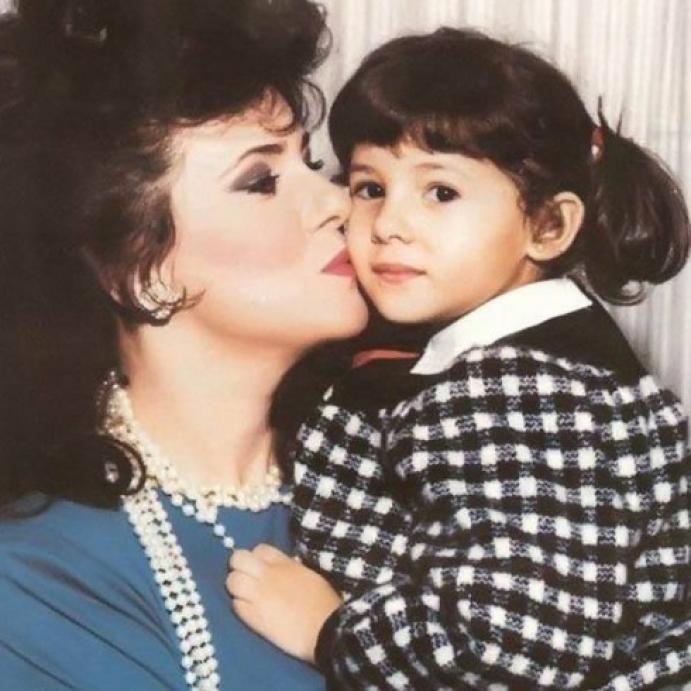 دنيا سمير غانم