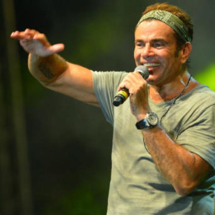 عمرو دياب في الساحل الشمالي