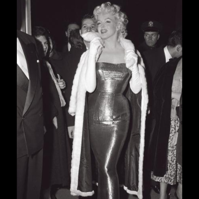 أجمل اطلالات مارلين مونرو الأيقونية بمناسبة ذكرى عيد ميلادها