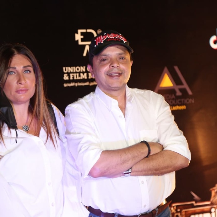 محمد هنيدي وزوجته