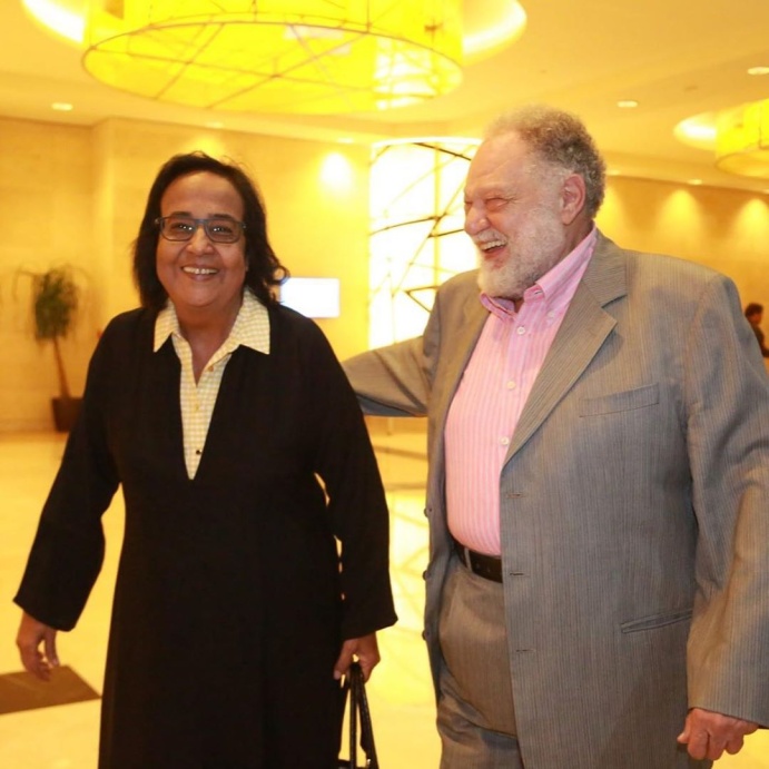 يحيى الفخراني وزوجته