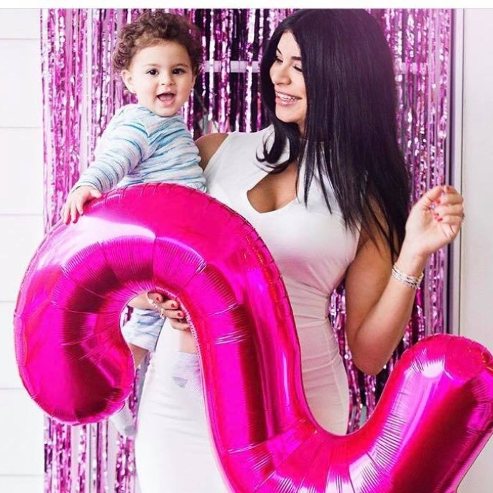 ريما فقيه وابنتها