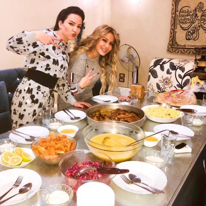 مائدة صفاء سلطان