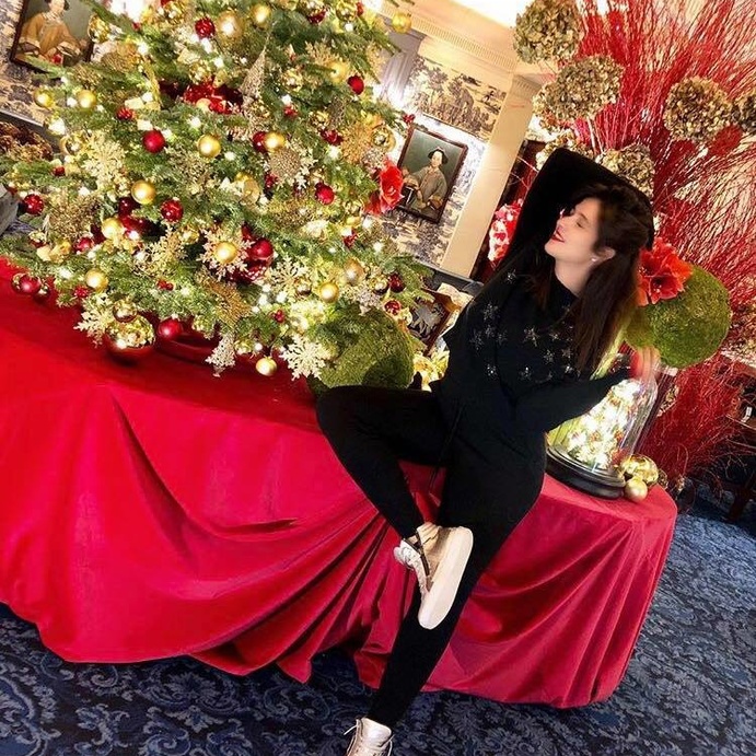 ياسمين عبد العزيز