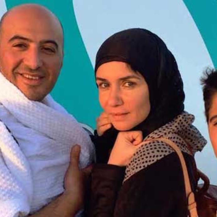 غادة عادل وزوجها وابنهما