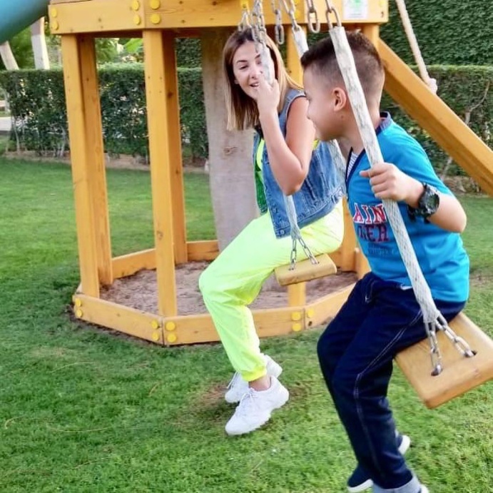 دنيا سمير غانم 