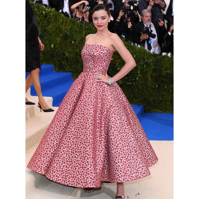 افضل اطلالات ميراندا كير بمناسبة عيد ميلادها الـ 38