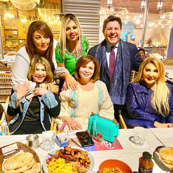 النجوم في ضيافة هاني شاكر