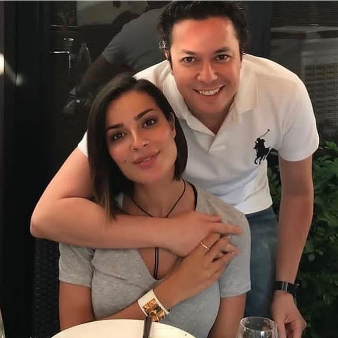 نادين نسيب نجيم وشقيقها 